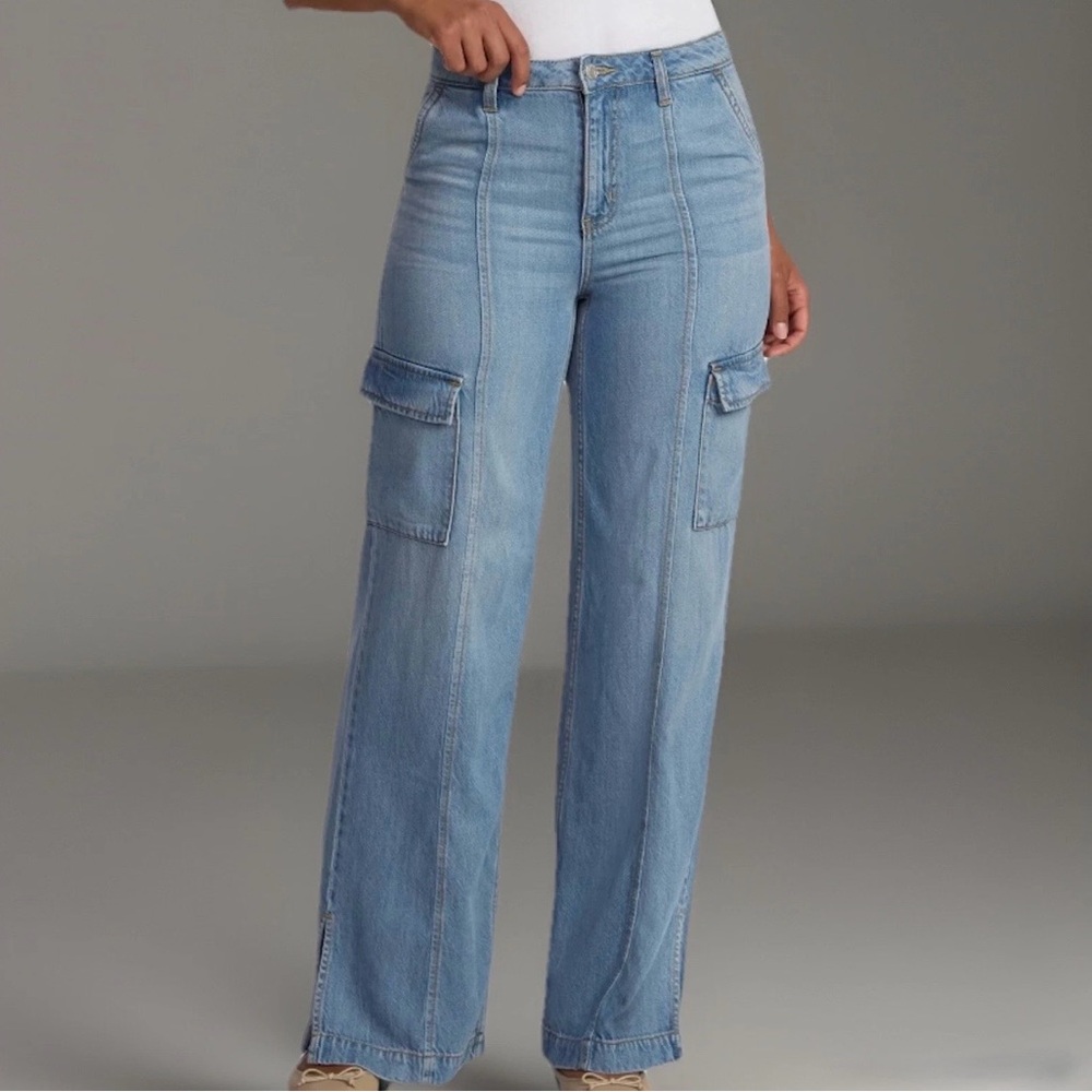 Time and Tru Women's Wide Leg Cargo Jeans, 31" Inseam Size 2